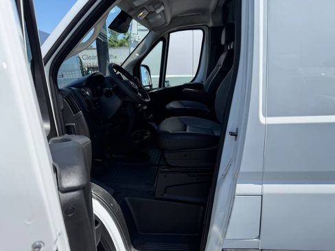 Used 2025 RAM ProMaster 3500 w/ Convenience Group FWD image 37