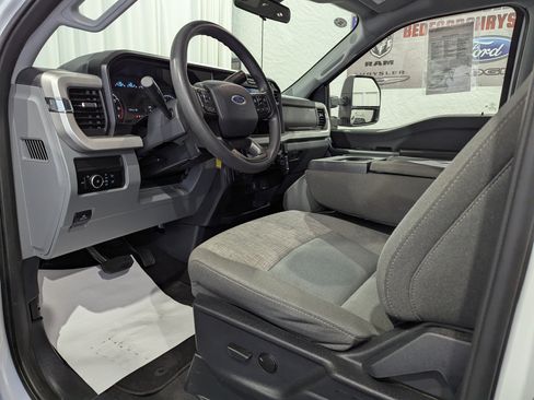 Used 2026 Ford F250 XLT AWD/4WD image 16