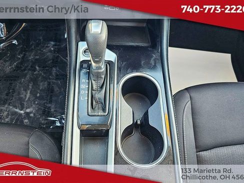 Used 2023 Nissan Altima 2.5 SV image 9