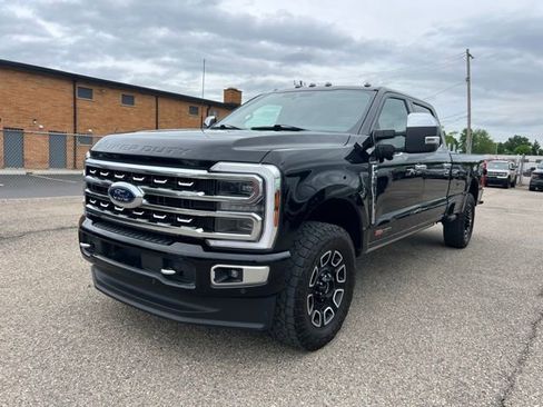 Certified 2024 Ford F350 Platinum AWD/4WD image 29