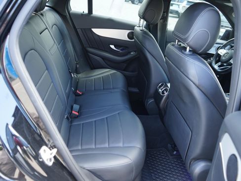 Used 2022 Mercedes-Benz GLC 300 image 23