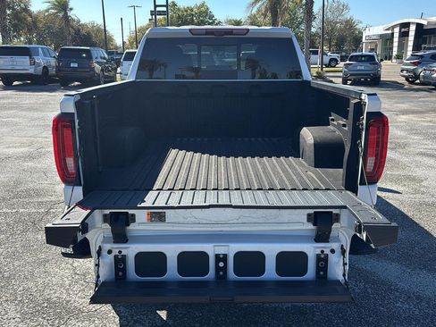 Used 2024 GMC Sierra 1500 Denali Ultimate image 7