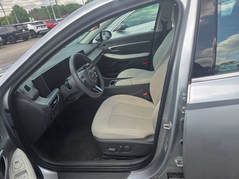 Used 2024 Hyundai Sonata SEL FWD image 6