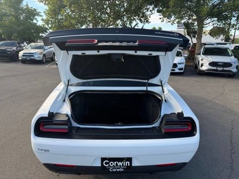 Used 2023 Dodge Challenger R/T Scat Pack RWD image 41