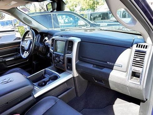 Used 2017 RAM 3500 Laramie w/ Convenience Group RWD image 13