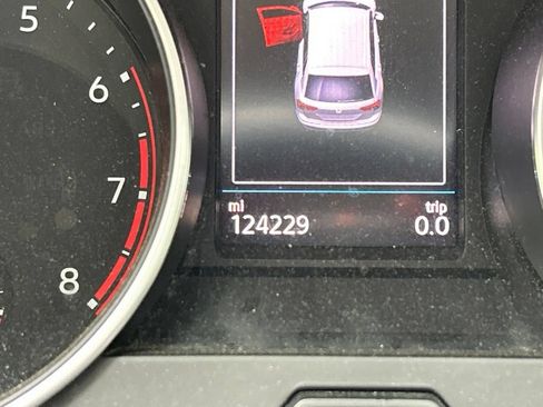 Used 2019 Volkswagen Tiguan S w/ Driver Assistance Package FWD image 14