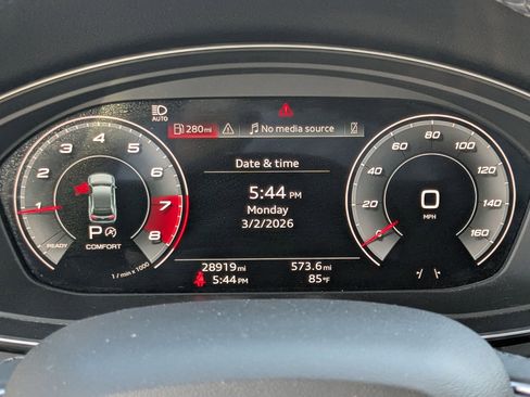 Used 2021 Audi Q5 Premium Plus w/ Premium Plus Package image 14