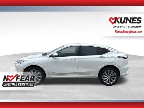 New 2025 Buick Envista Avenir image 8