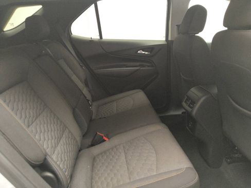 Used 2021 Chevrolet Equinox LT AWD/4WD image 19