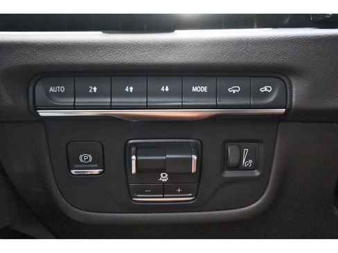 New 2026 Cadillac Escalade Luxury w/ Touring Package AWD/4WD image 15