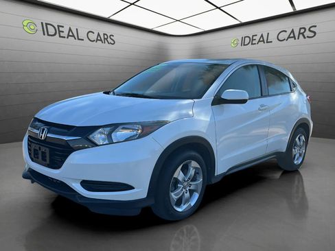 Used 2016 Honda HR-V LX image 1