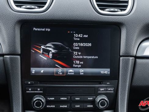 Used 2019 Porsche 718 Cayman image 14