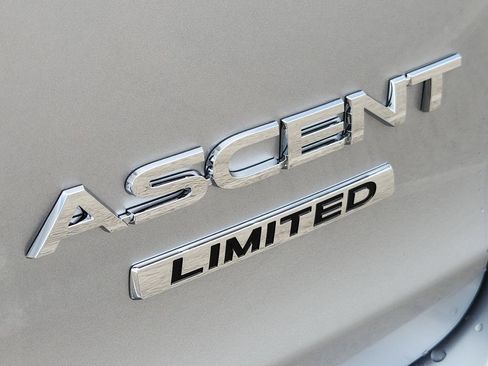 New 2026 Subaru Ascent Limited AWD/4WD image 9