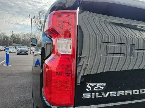 New 2025 Chevrolet Silverado 2500 LT w/ Safety Package AWD/4WD image 13