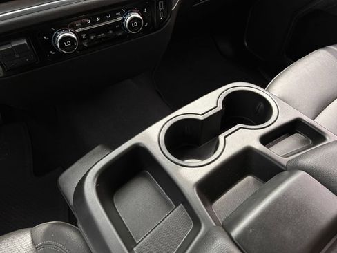 Used 2025 GMC Sierra 1500 SLT image 23