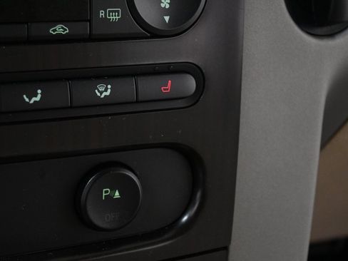 Used 2006 Lincoln Mark LT 4x4 image 10