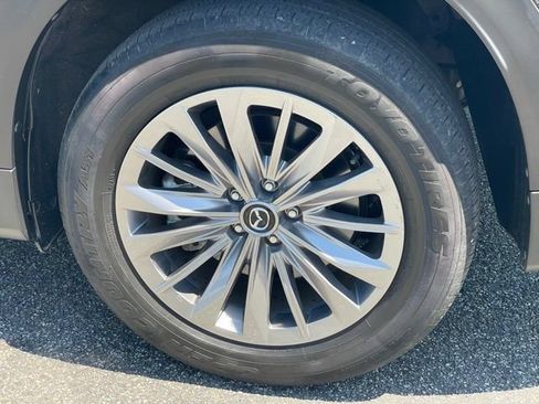 Certified 2024 MAZDA CX-90 3.3 Turbo w/ Preferred Plus AWD/4WD image 30