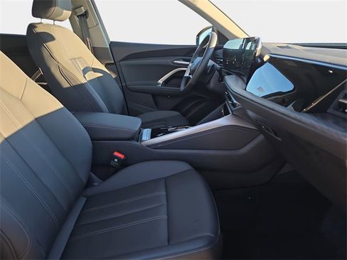 Used 2025 Audi Q5 Premium Plus w/ Premium Plus image 12