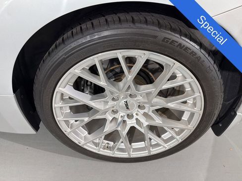 Used 2012 Nissan 370Z Coupe w/ Sport Pkg RWD image 6