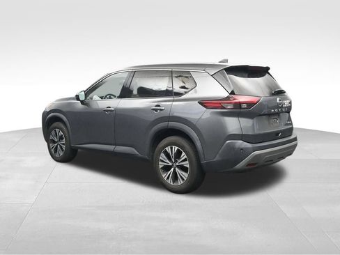 Used 2021 Nissan Rogue SV AWD/4WD image 3