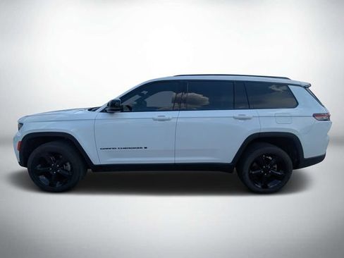 Used 2023 Jeep Grand Cherokee L Limited w/ Luxury Tech Group II RWD image 7