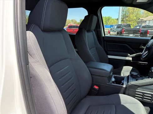 Used 2024 Toyota Tacoma TRD Sport w/ TRD Sport Upgrade Package AWD/4WD image 6