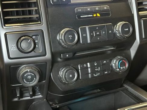 Used 2018 Ford F150 XLT w/ Trailer Tow Package AWD/4WD image 29