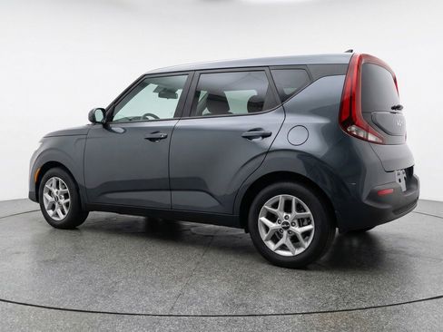 Used 2025 Kia Soul LX w/ LX Technology Package image 6