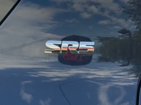 Used 2019 Toyota 4Runner SR5 Premium AWD/4WD image 23