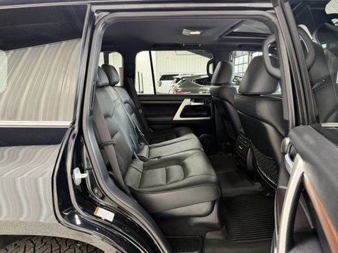 Used 2020 Toyota Land Cruiser Heritage Edition AWD/4WD image 14