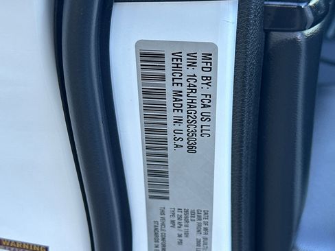 New 2025 Jeep Grand Cherokee Laredo X w/ Luxury Tech Group I image 27