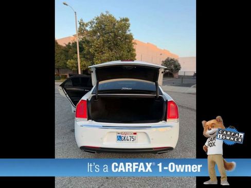 Used 2021 Chrysler 300 Touring L RWD image 16