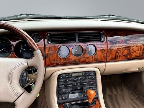 Used 1998 Jaguar XK8 Convertible RWD image 9