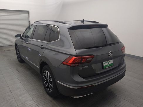 Used 2021 Volkswagen Tiguan SE image 5