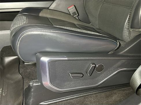 Certified 2021 Ford F150 Raptor w/ Equipment Group 801A High image 16