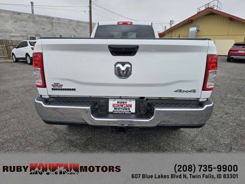 Used 2022 RAM 3500 Big Horn AWD/4WD image 6