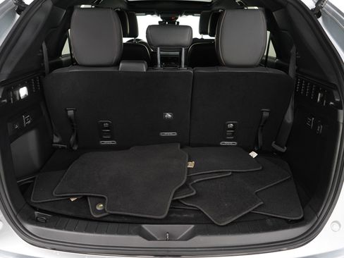 Certified 2024 MAZDA CX-90 Plug-In Hybrid w/ Premium Plus image 10