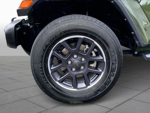 Used 2021 Jeep Gladiator Overland w/ Popular Equipment Package image 10