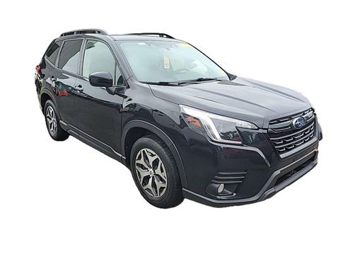 Used 2023 Subaru Forester Premium AWD/4WD image 1