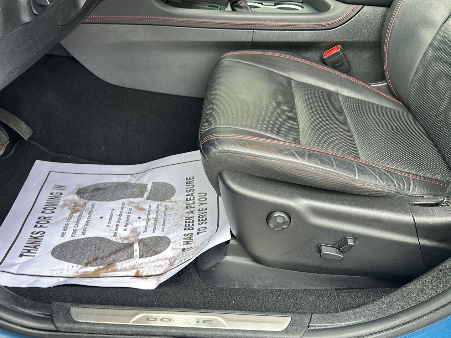 Used 2025 Dodge Durango GT AWD/4WD image 8