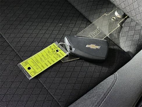 Used 2024 Chevrolet Silverado 1500 Custom image 40