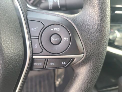 Used 2024 Toyota Camry LE image 21