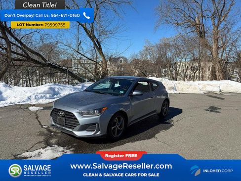 Used 2019 Hyundai Veloster 2.0 image 3