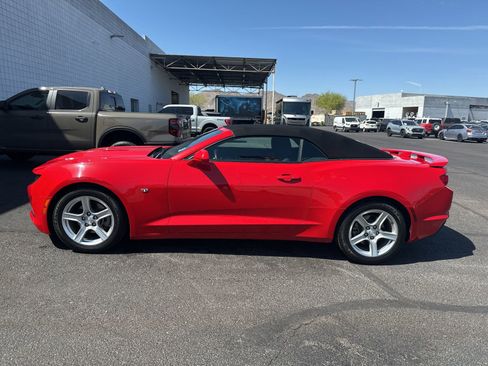 Used 2023 Chevrolet Camaro LT RWD image 2