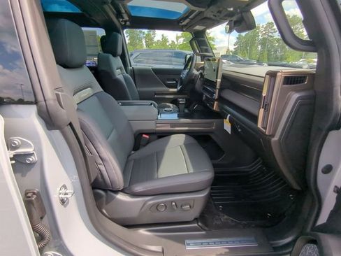New 2025 GMC Hummer EV 3X image 45