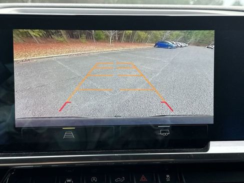 Used 2022 Chevrolet Silverado 1500 LT image 25