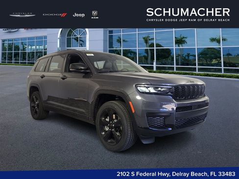 New 2025 Jeep Grand Cherokee L Altitude RWD image 1