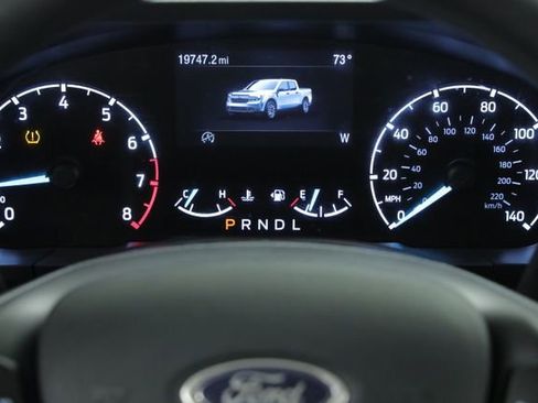 Used 2022 Ford Maverick XLT image 16