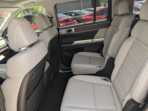 New 2025 Hyundai Santa Fe Calligraphy image 14