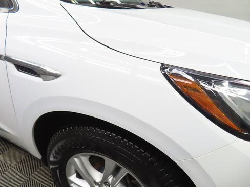 Used 2019 Buick Enclave Essence image 30